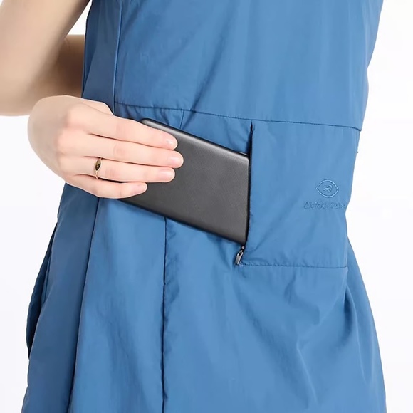 District Vision-New Balance dress - Picture 4 of 5